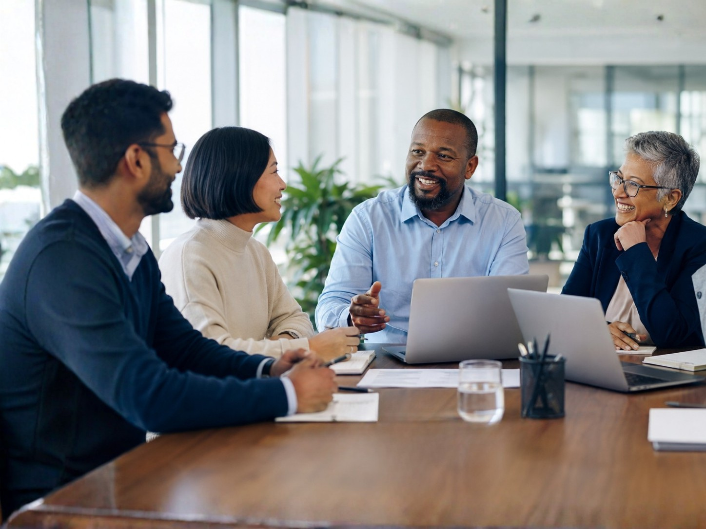 What Is the Intercultural? Definition, Examples and Challenges in the Workplace